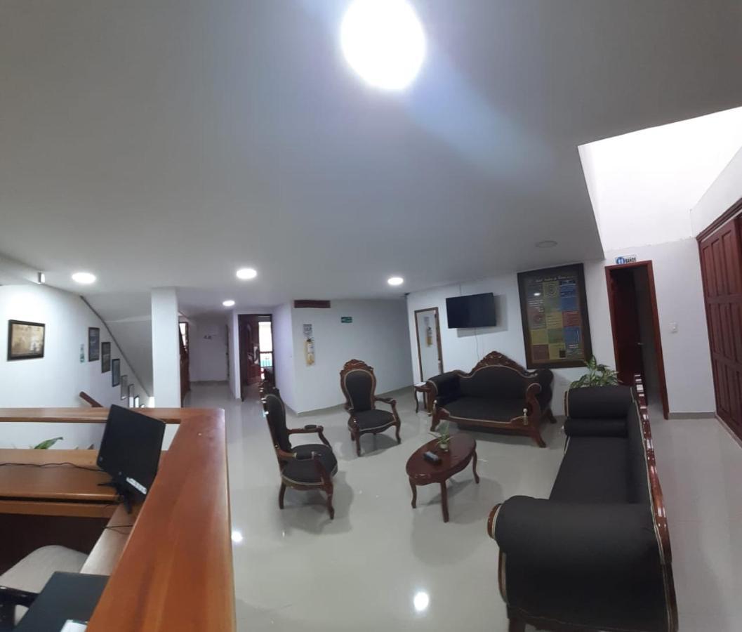 Hotel Jardin De Rosas Εξωτερικό φωτογραφία